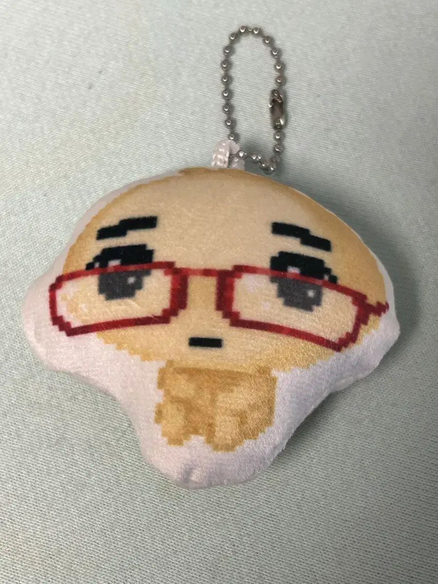 韓国 メガネ餃子 안경만두 ぬいぐるみキーホルダー 안경만두 | フリマ&中古検索 | 韓国代行 SAZO
